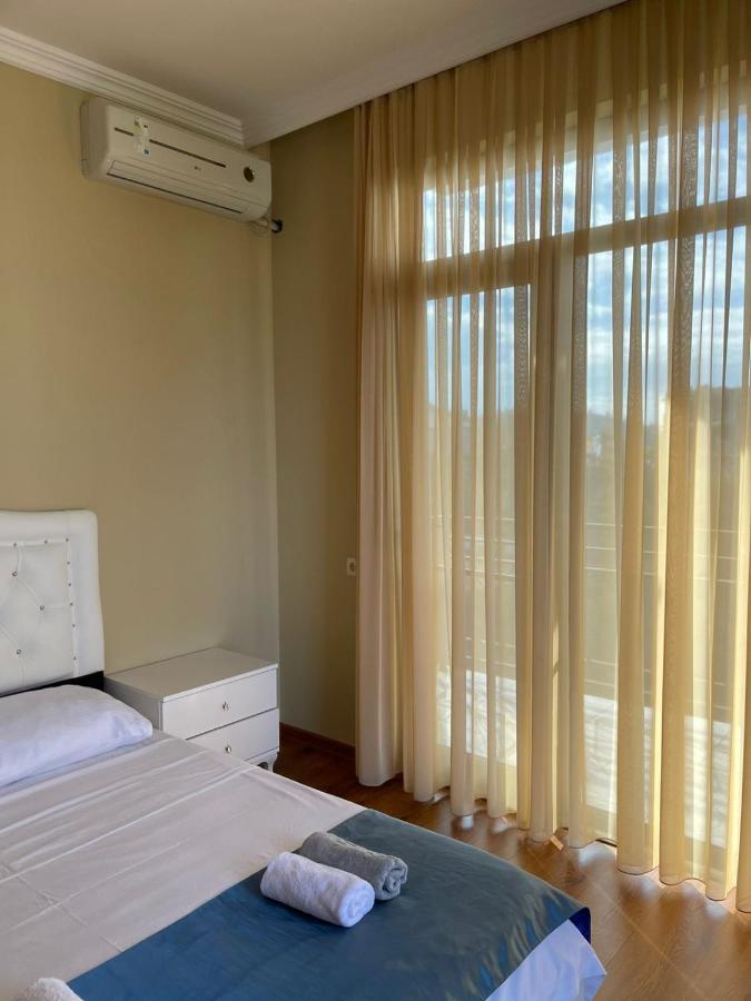 Green Yard Hotel 바투미 외부 사진